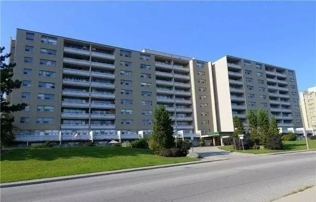Hamilton, ON L8K 5J2,15 Albright RD #403