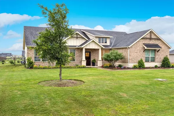 168 Ridgetop Trail,  Rhome,  TX 76078