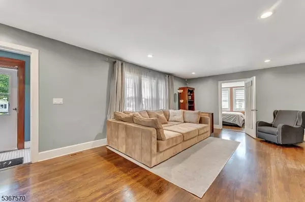 Plainfield City, NJ 07062,972 FERNWOOD AVENUE