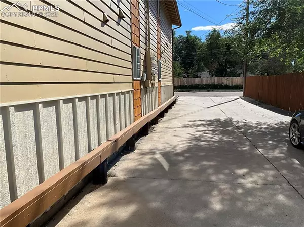 Colorado Springs, CO 80909,720 E Hills RD