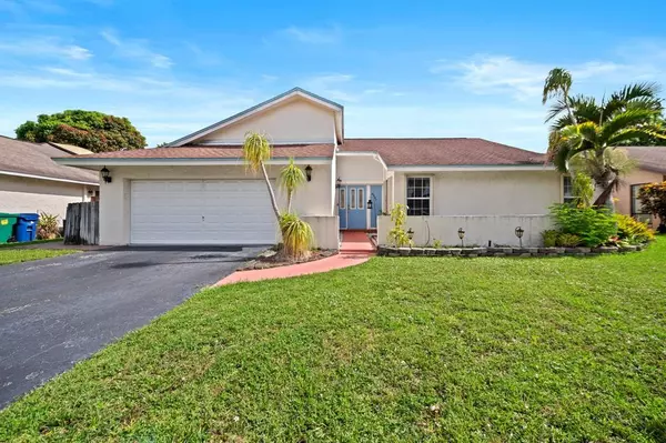 8541 NW 47th Ct, Lauderhill, FL 33351