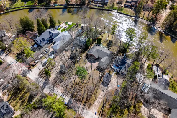 174 32nd ST S, Wasaga Beach, ON L9Z 2S4