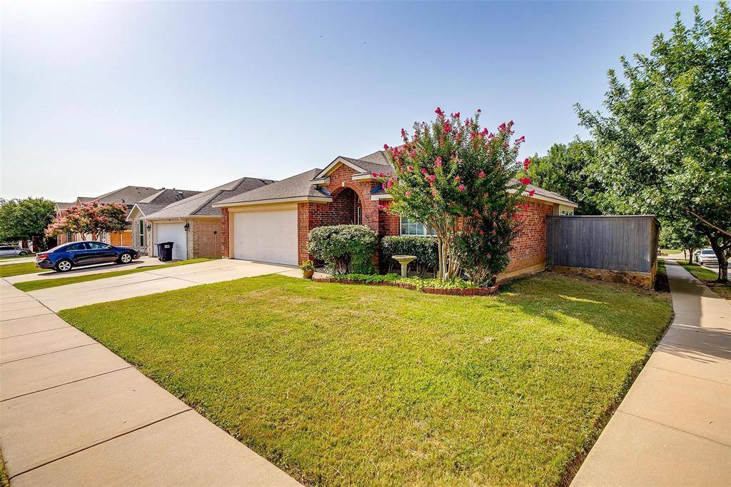 4900 Happy Trail, Fort Worth, TX 76244