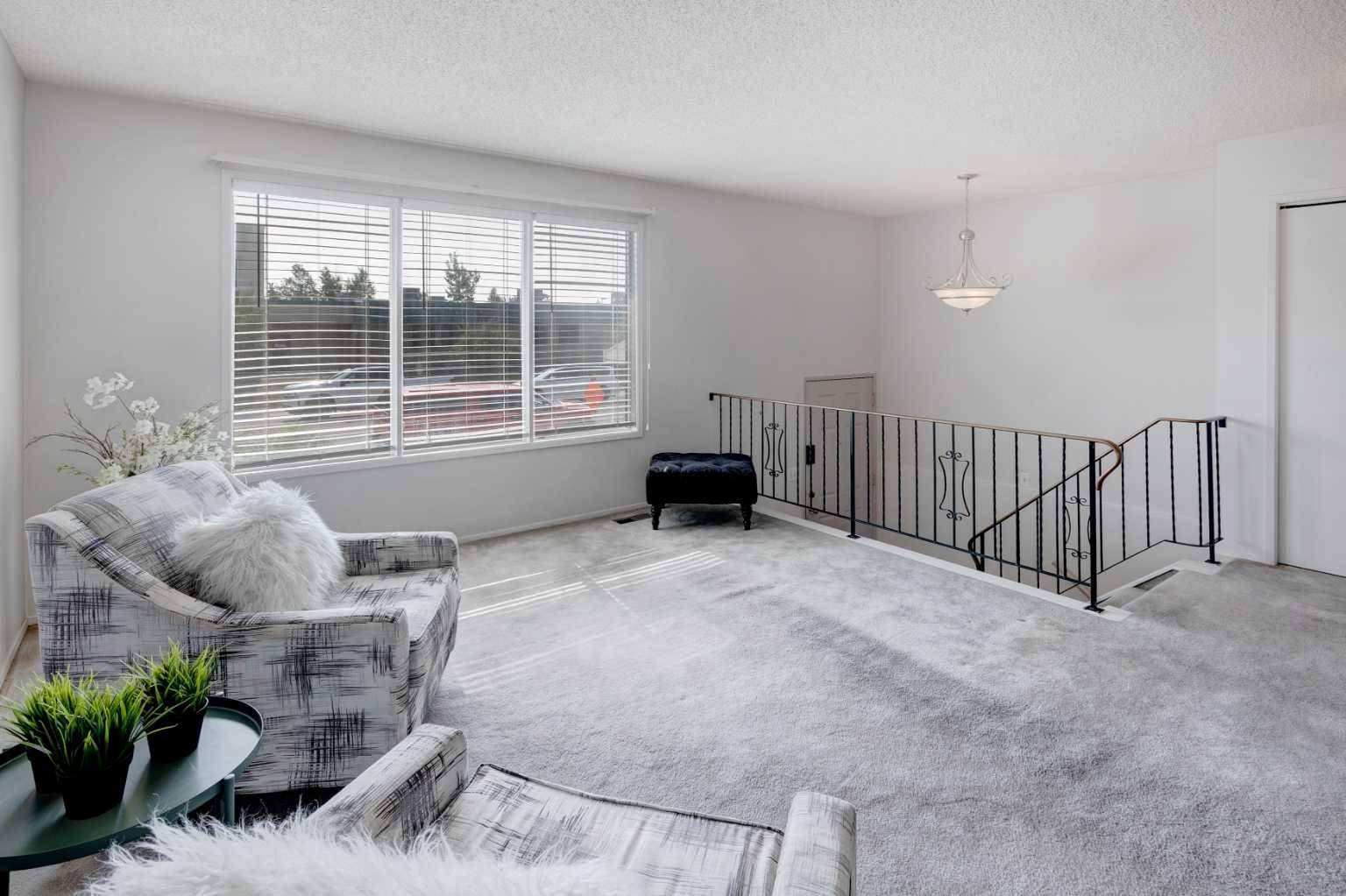 Airdrie, AB T4B 1P5,250 Jensen DR NE