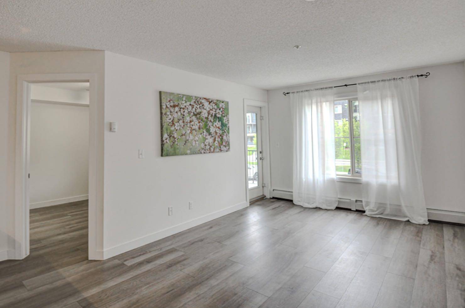 Calgary, AB t2a4y5,1317 27 ST SE #1211