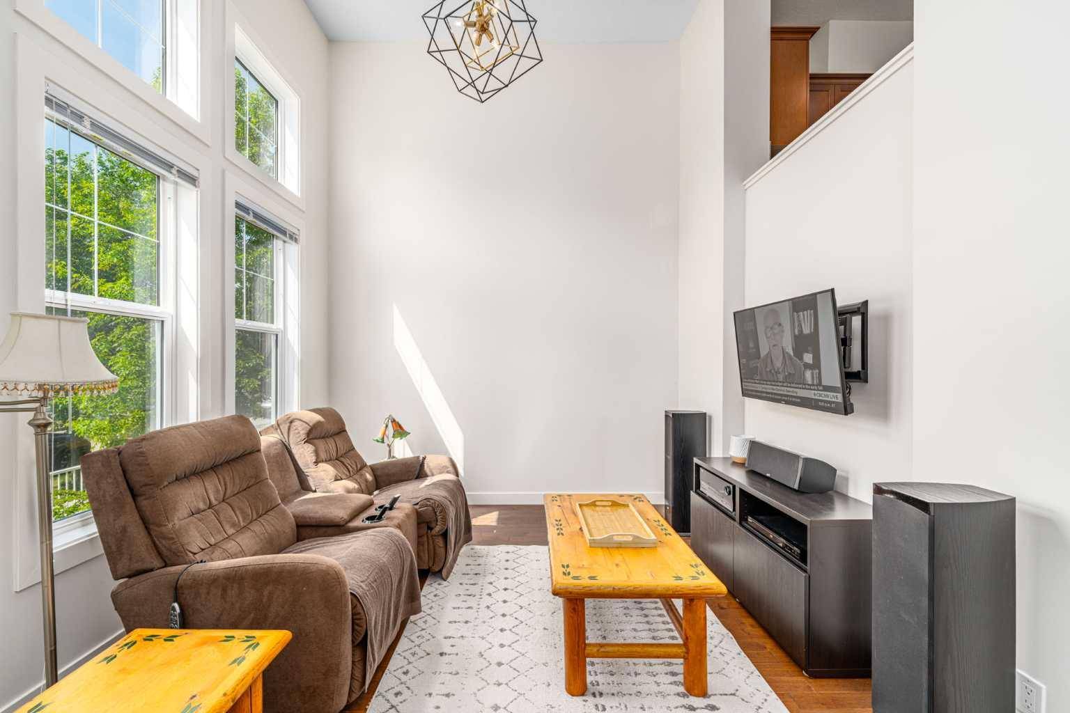 Calgary, AB T3P 0G9,809 Evanston SQ Northwest