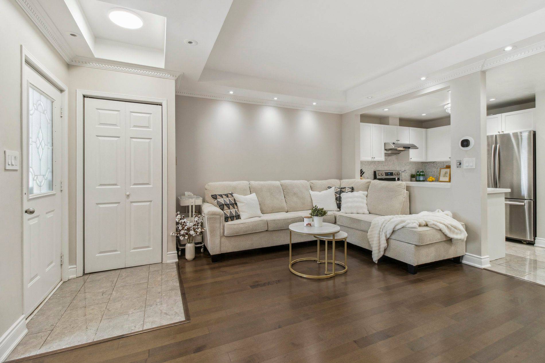 Toronto C07, ON M2N 6W6,108 Finch AVE W #A7