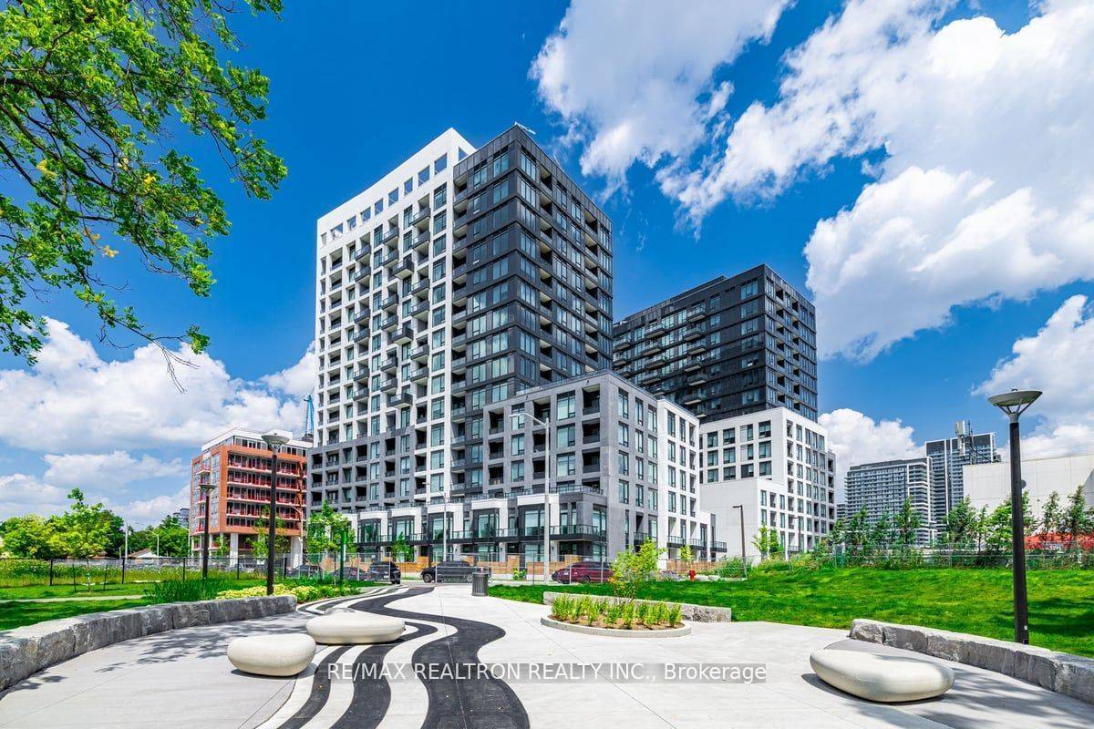 3 Rosewater ST #708W, Richmond Hill, ON L4C 5T6
