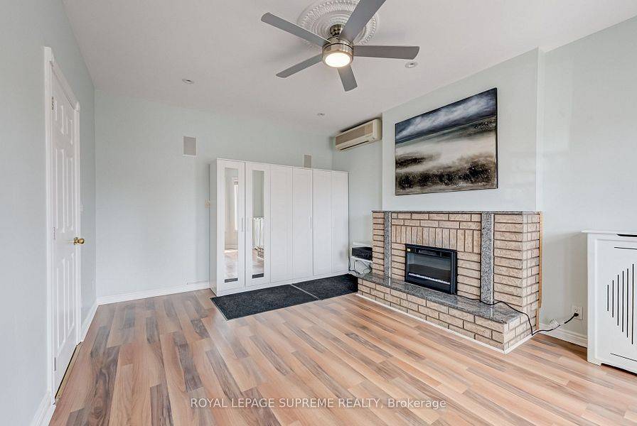 Toronto W02, ON M6P 1B5,20 Edna AVE #1