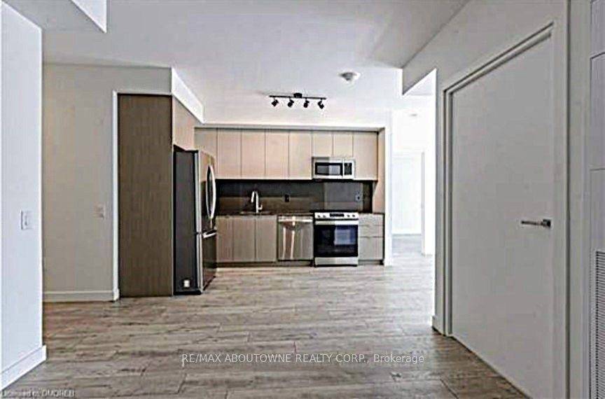 Oakville, ON L6L 0H2,125 Bronte RD #A01203