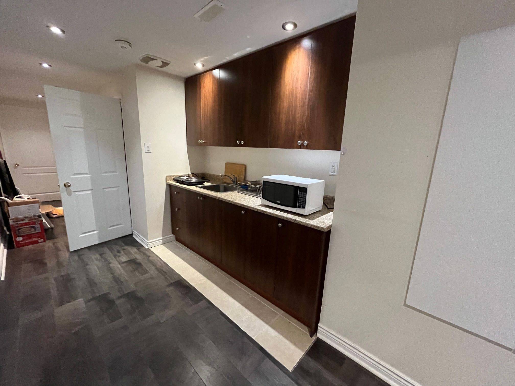 Mississauga, ON L5M 0J4,3777 Janice DR #Bsmt