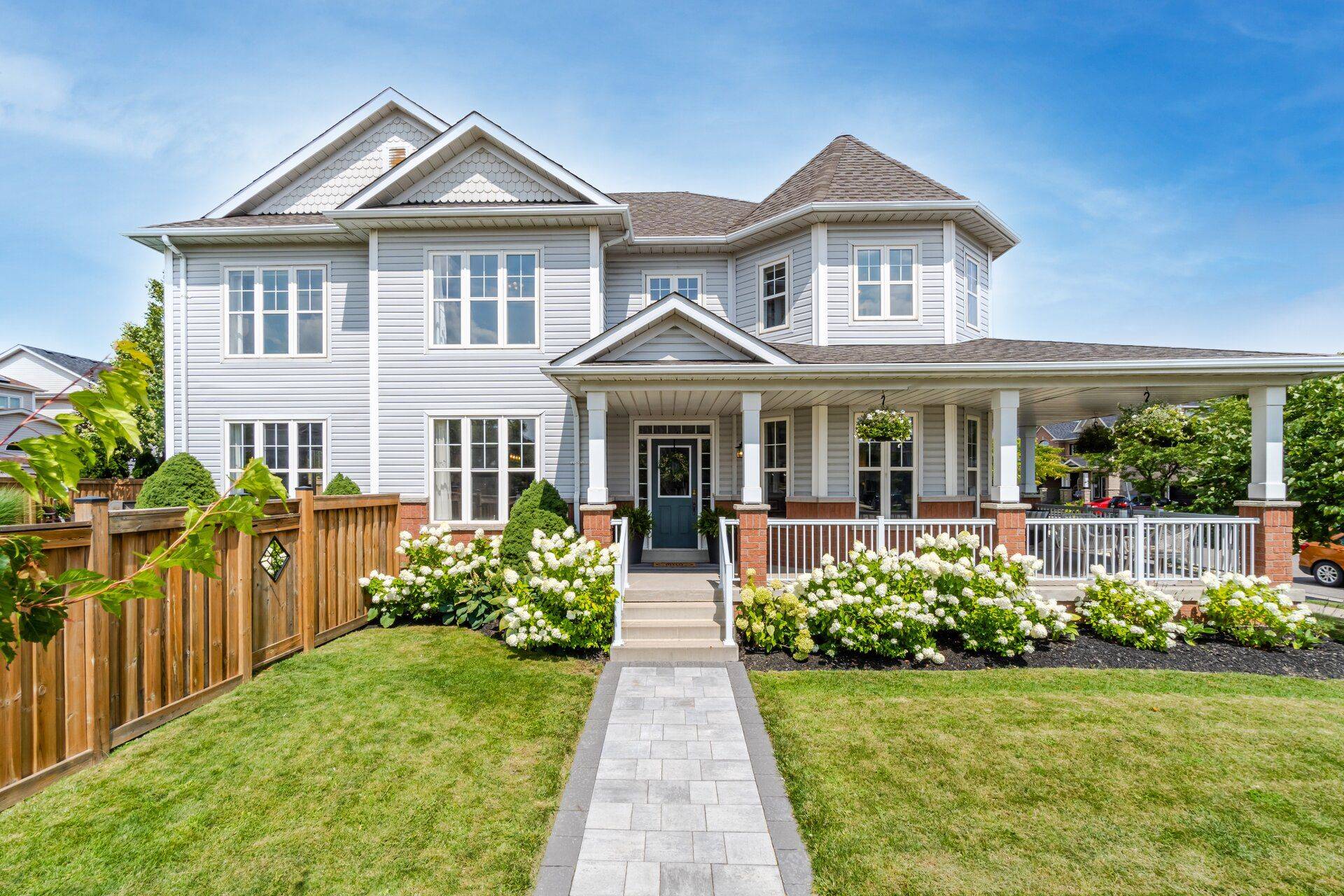 Milton, ON L9T 6E6,1253 Roper DR