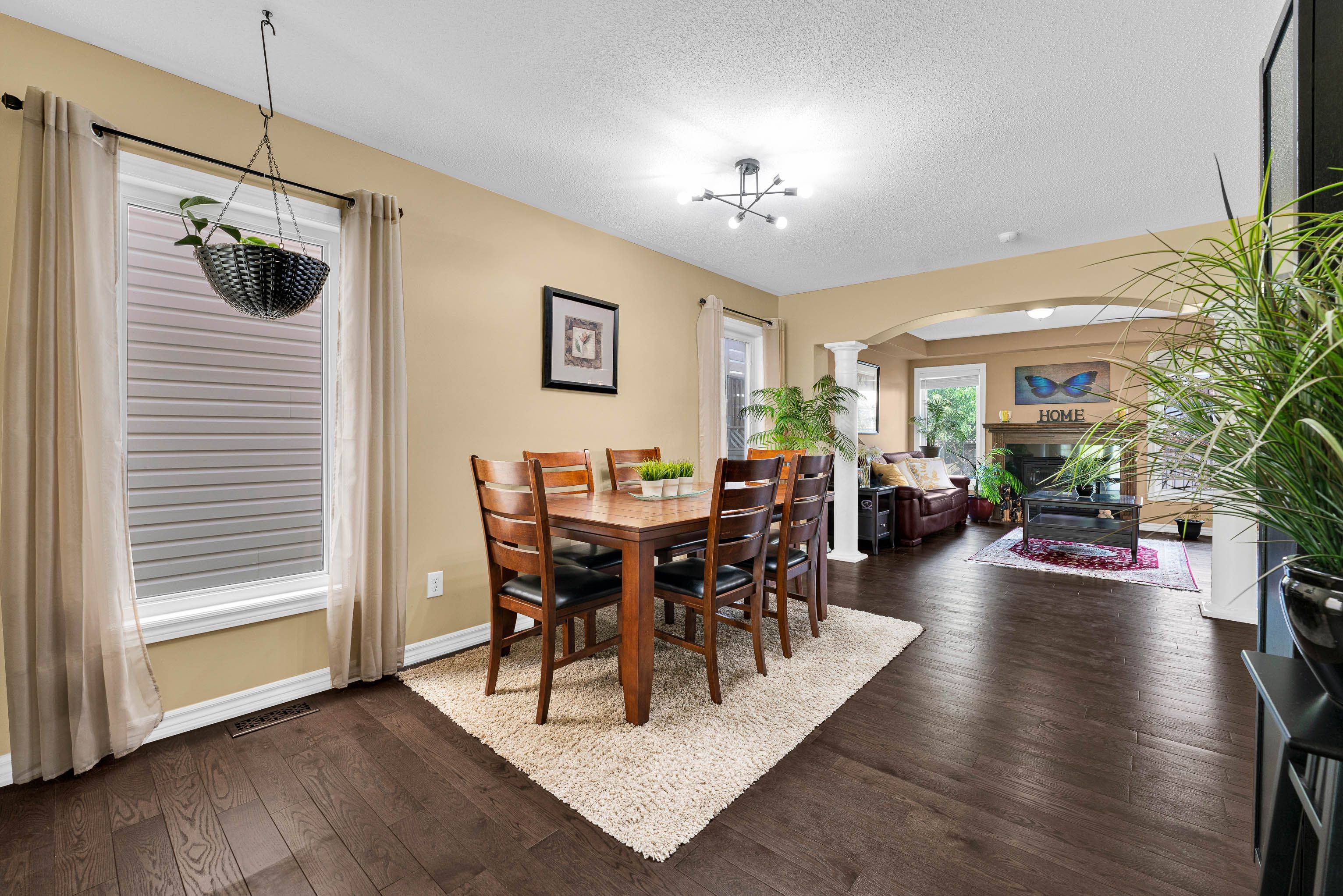 Barrhaven, ON K2J 0S5,3596 Cambrian RD