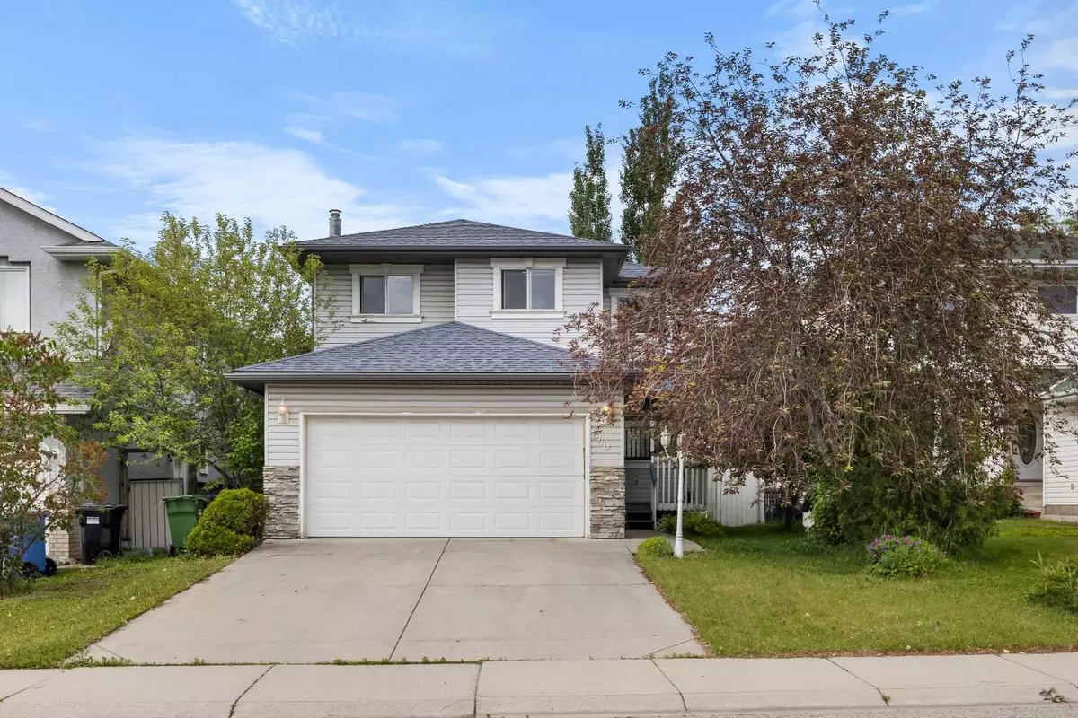 Calgary, AB T3G 3V8,240 Arbour Ridge WAY NW