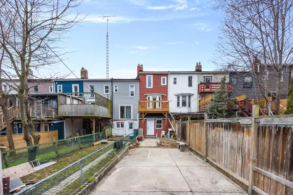 Toronto E01, ON M4J 3G5,393 Jones AVE