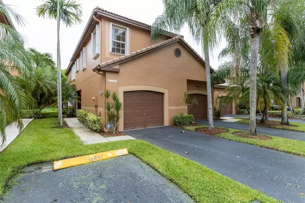 1402 Veracruz Ln, Weston, FL 33327