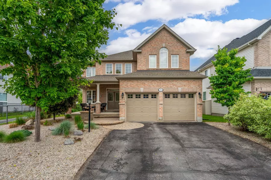94 Riverstone DR, Barrhaven, ON K2J 5E3