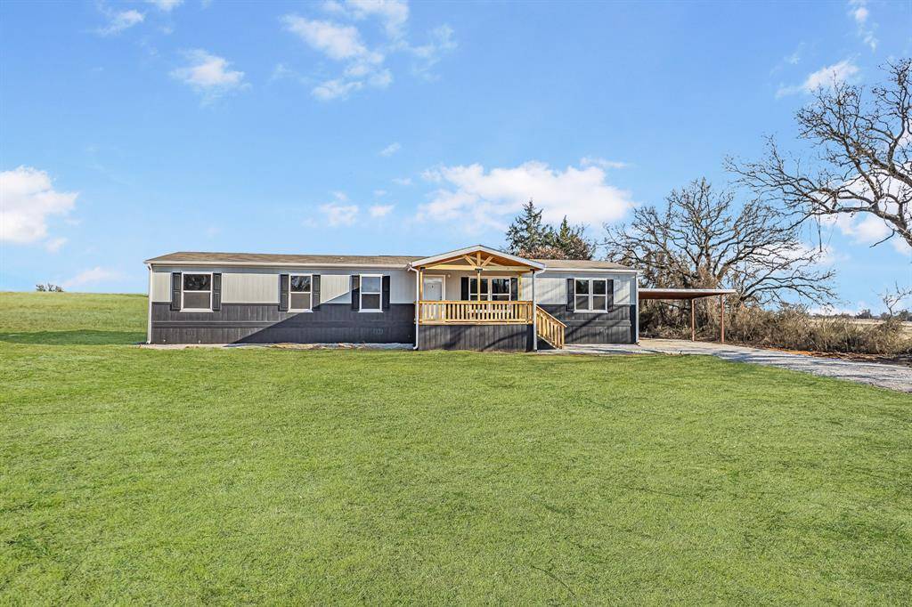 2127 Denver Road, Bowie, TX 76270