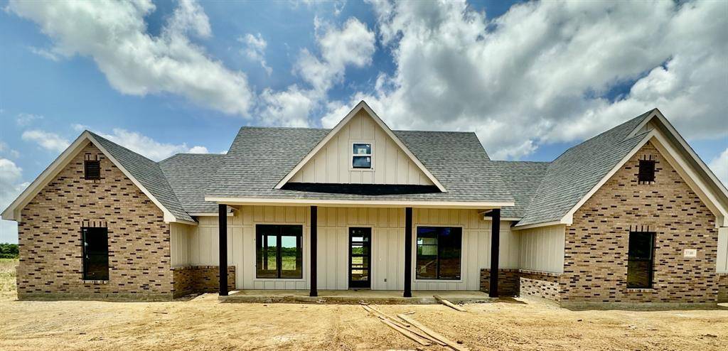 3748 County Road 424, Cleburne, TX 76031