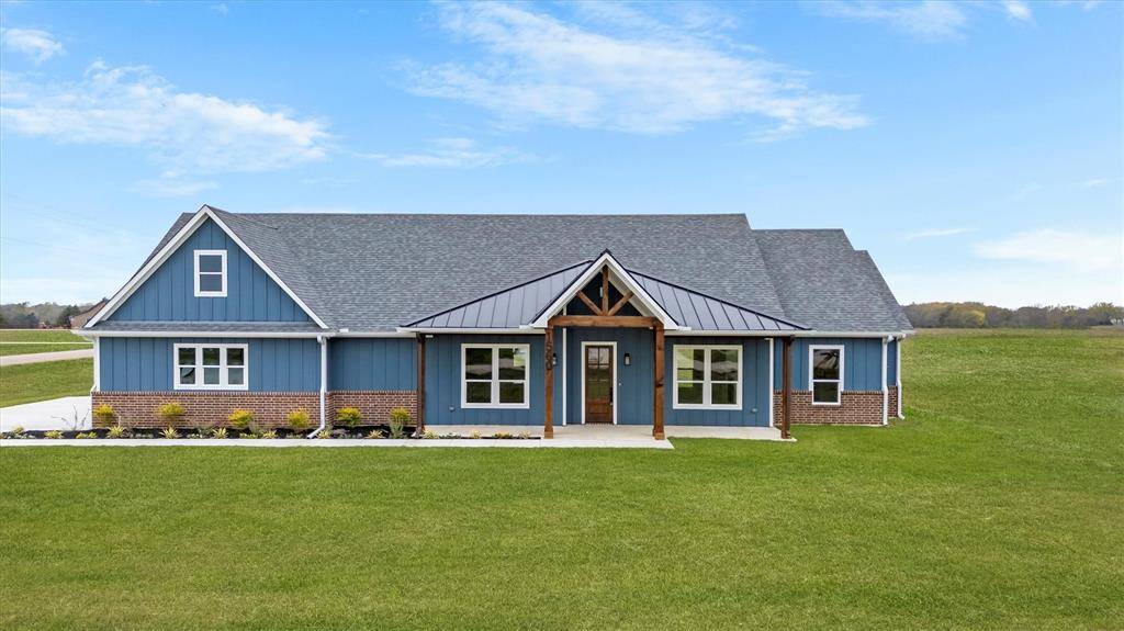 1560 Dixie Estates Way, Whitesboro, TX 76273