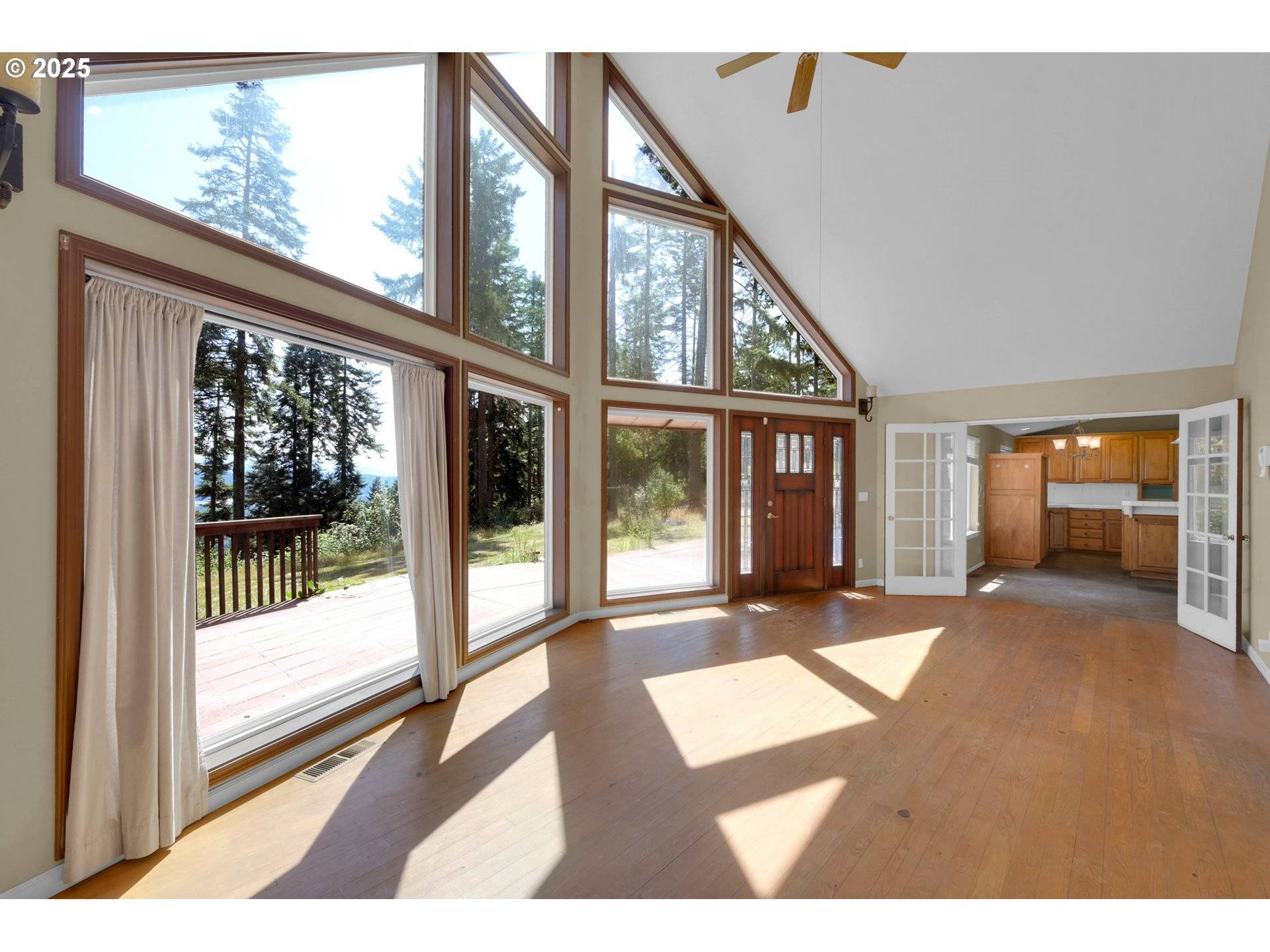 Cottage Grove, OR 97424,1979 PLEASANT VIEW DR