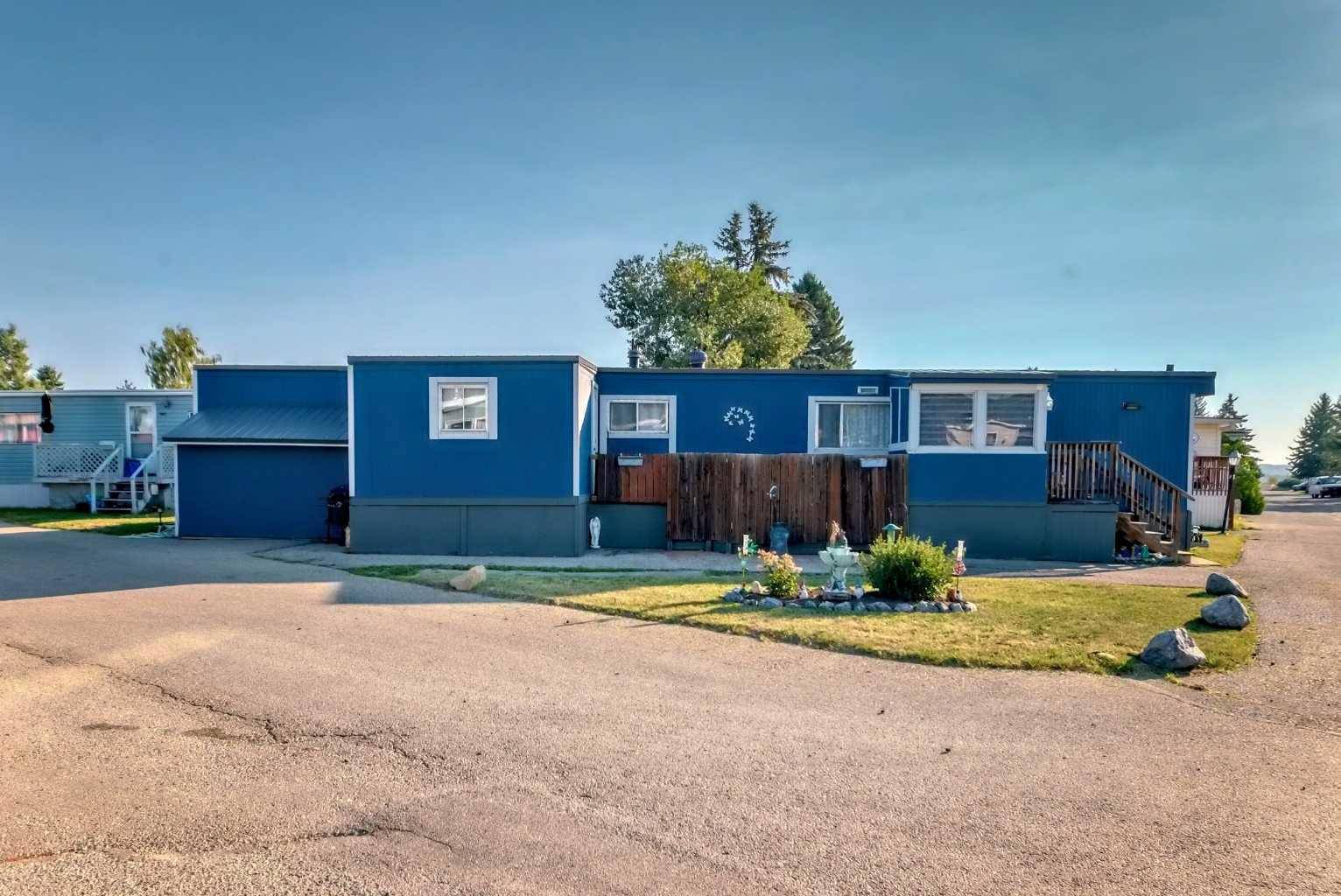 3223 83 ST #422, Calgary, AB T2B 5P2