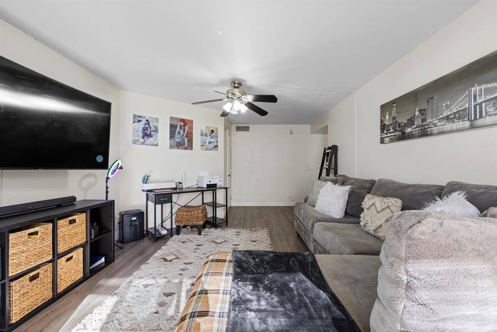 Tamarac, FL 33319,6075 N Sabal Palm Blvd #114