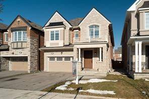 42 Crockart LN #2, Aurora, ON L4G 0Y6