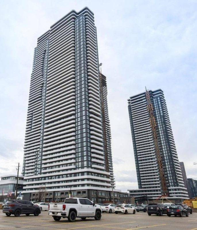 195 Commerce ST #5112, Vaughan, ON L4K 0P9