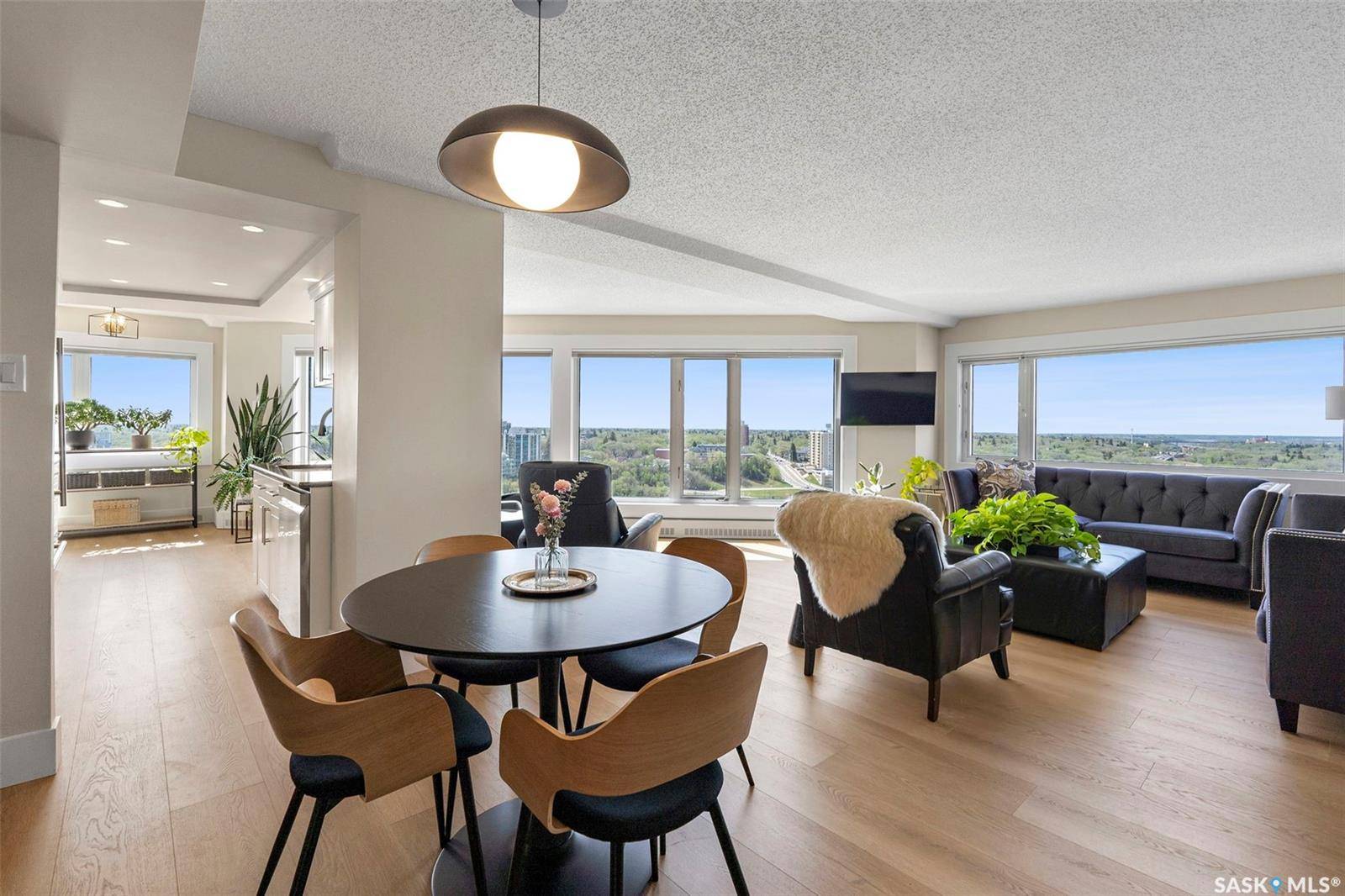 Saskatoon, SK S7K 6X7,424 Spadina CRESCENT E #2050