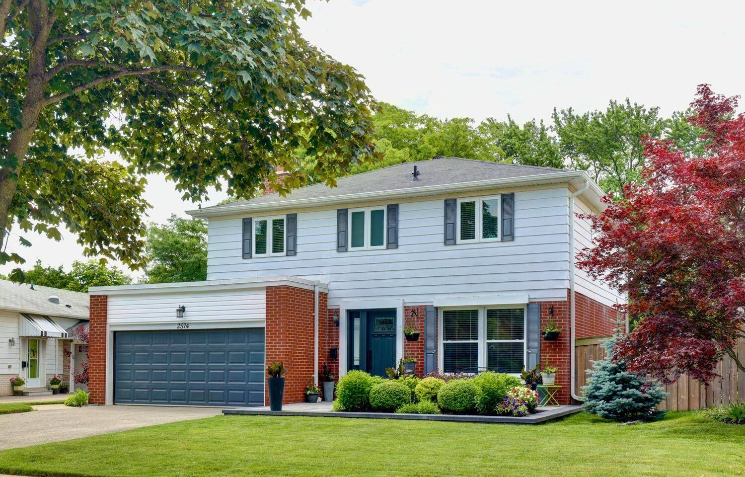 Mississauga, ON L5K 1H6,2574 Homelands DR