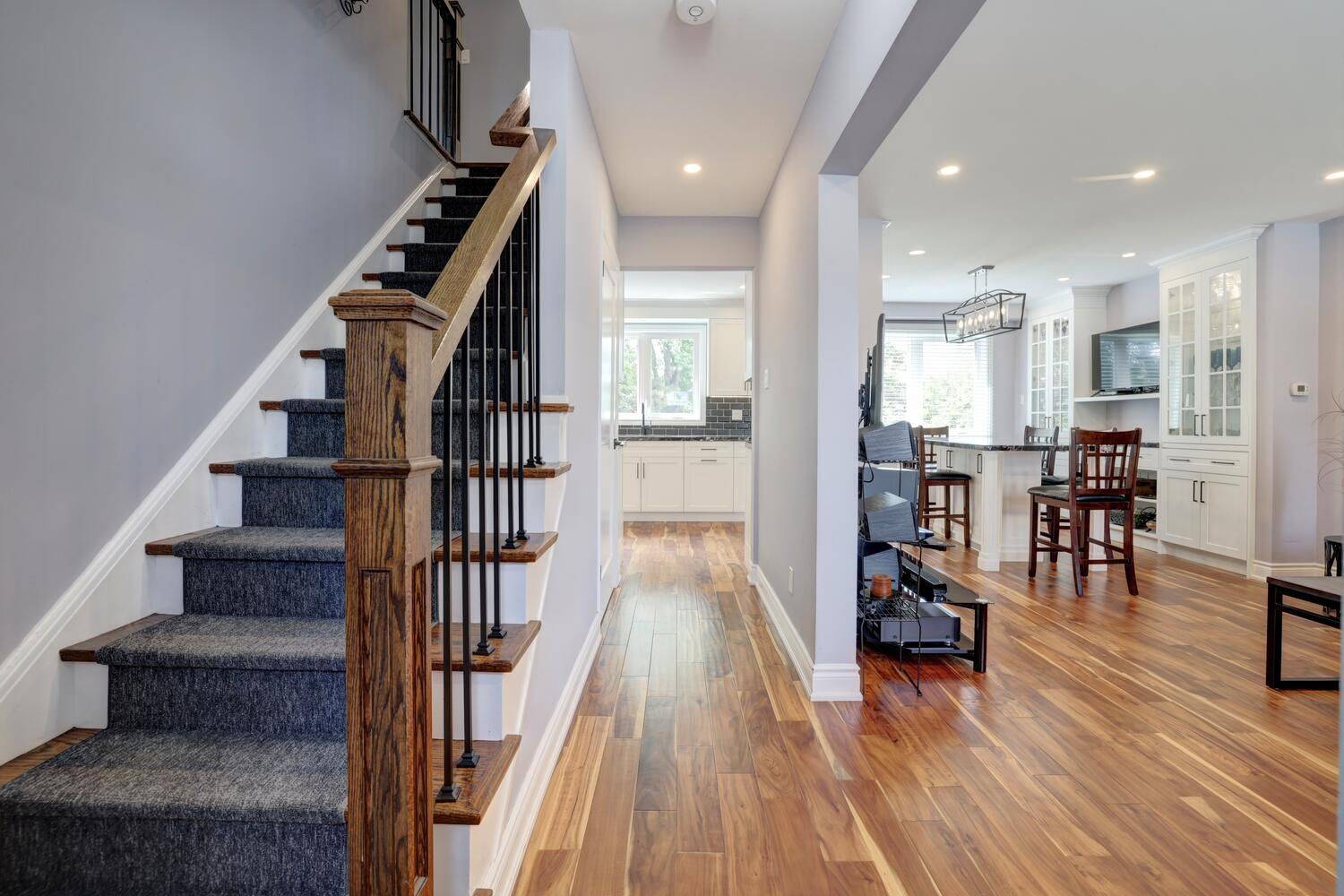 Mississauga, ON L5K 1H6,2574 Homelands DR