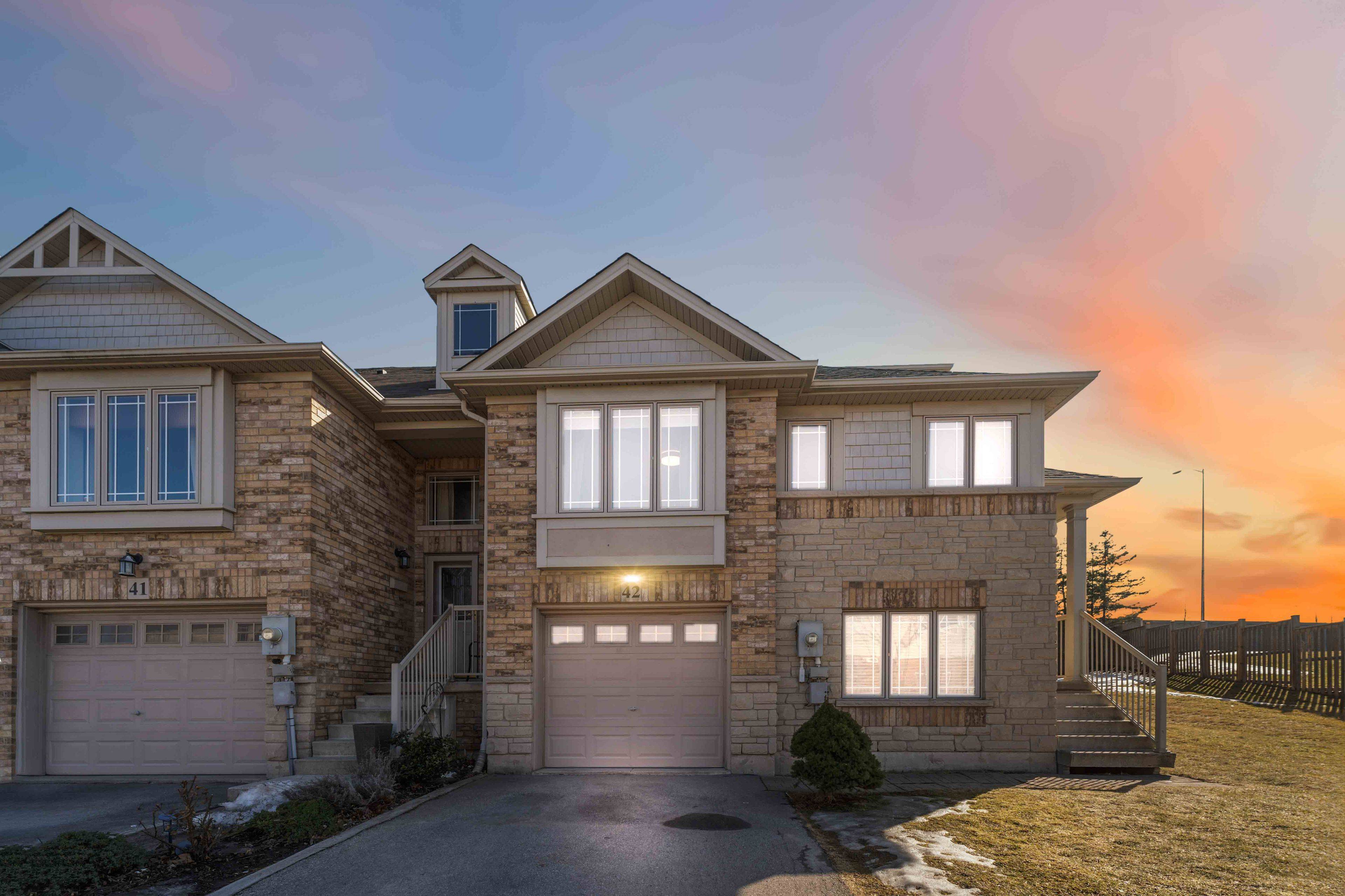 242 UPPER MOUNT ALBION RD #42, Hamilton, ON L8J 0B1