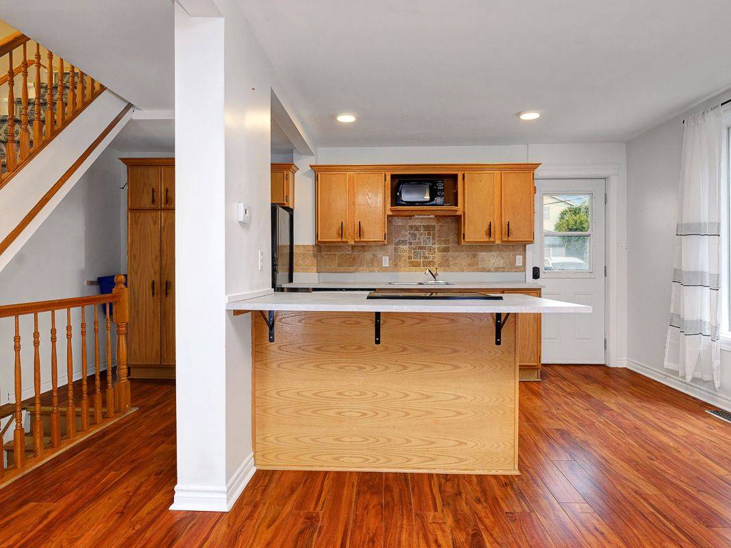 Vanier And Kingsview Park, ON K1L 6N3,193 Gladu ST