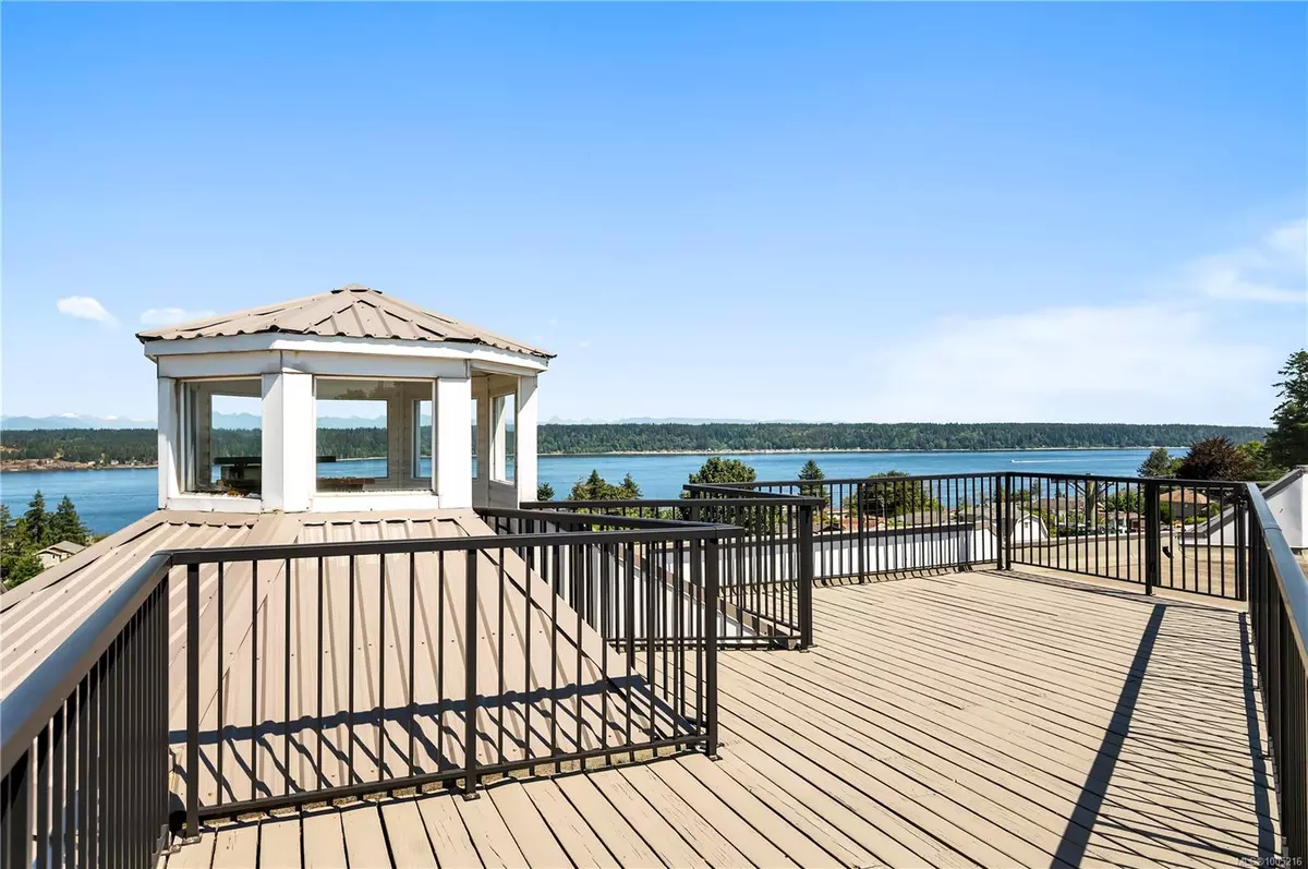 Campbell River, BC V9W 2X1,690 Colwyn St #1F