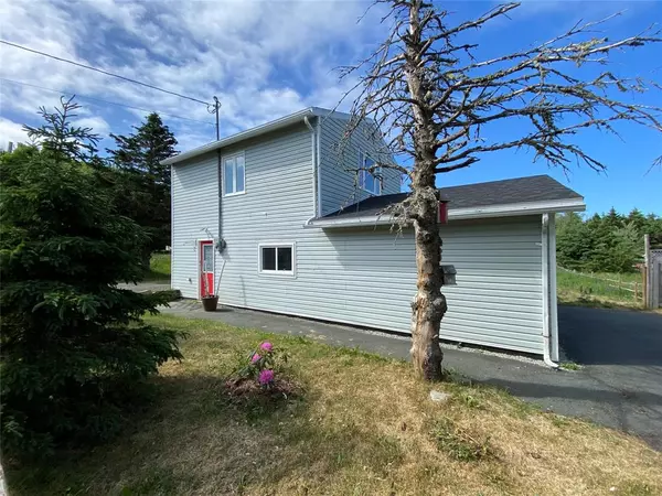 2 Dobbins Road, Bell Island, NL A0A 4H0