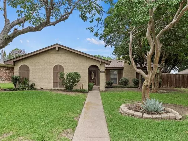 2709 Leameadow Drive, Plano, TX 75075