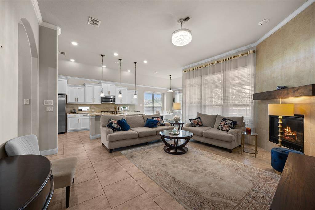 Frisco, TX 75035,9458 Robinwoods Drive