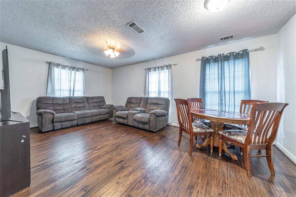 Garland, TX 75040,1004 Edgefield Drive