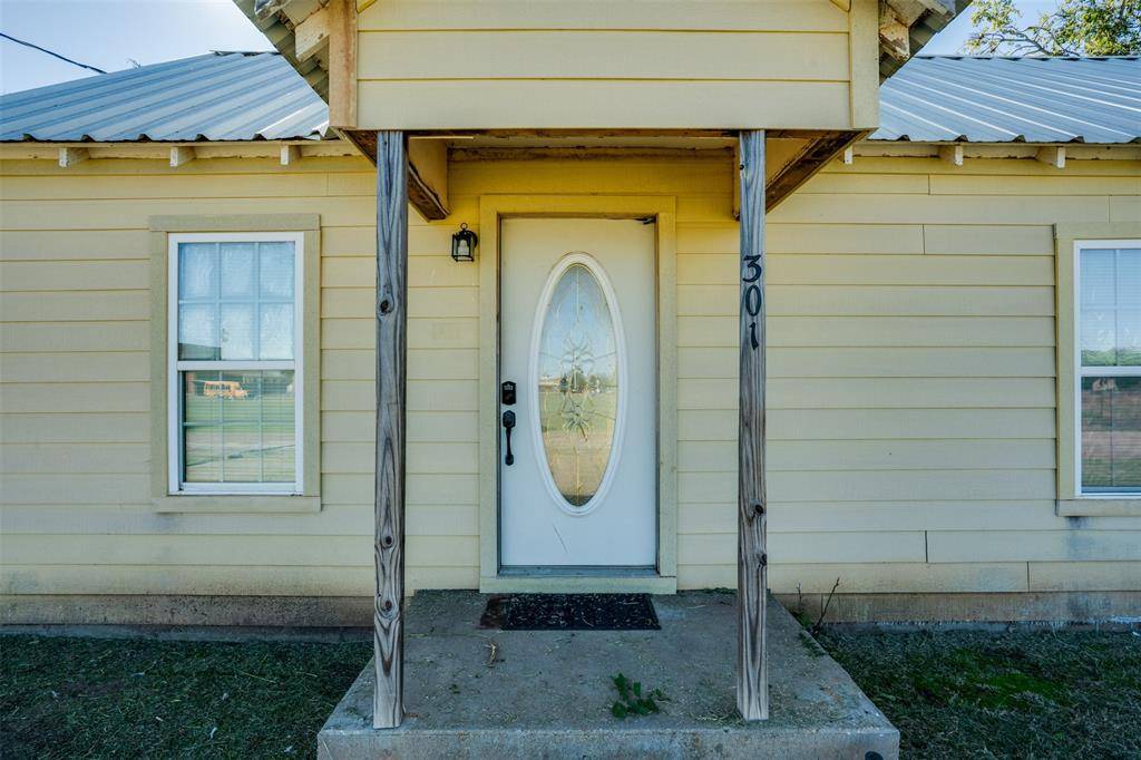 Knox City, TX 79529,310 NE Third Street