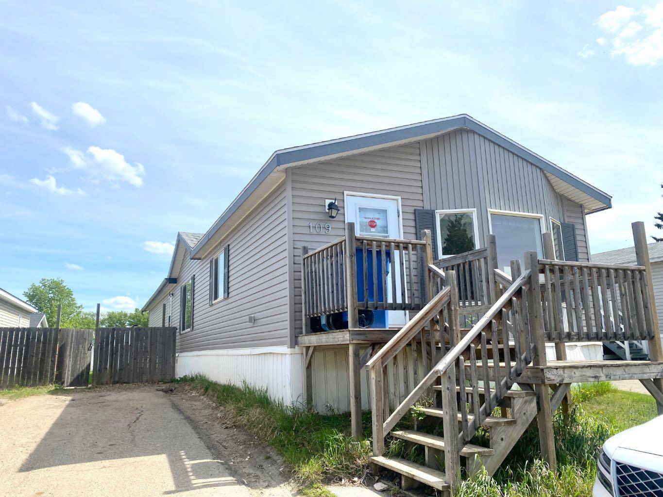 109 Grey CRES, Fort Mcmurray, AB T9H 2N4