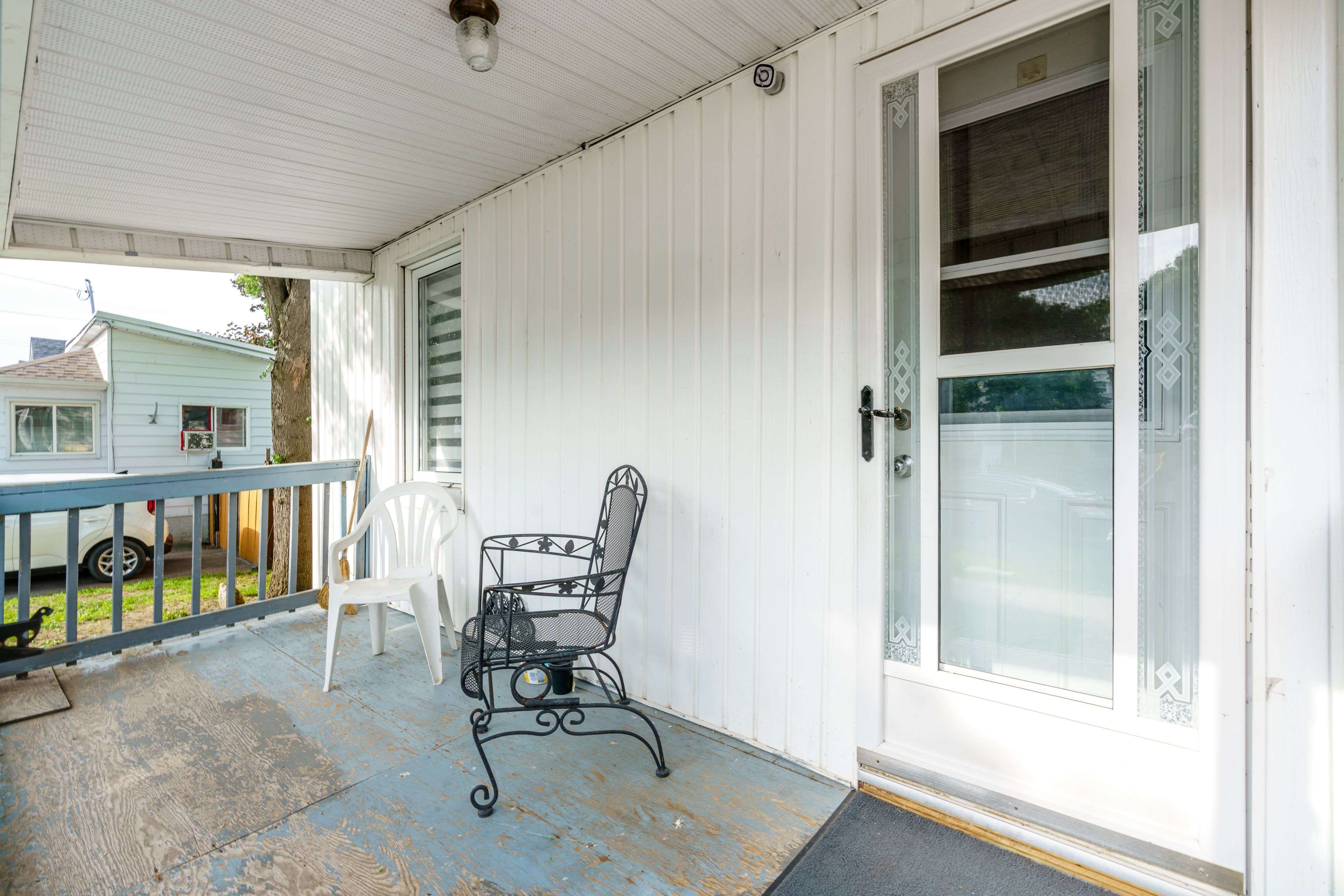 Cornwall, ON K6H 4Z7,325 Belmont ST N