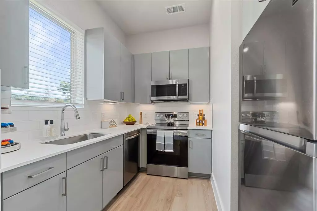 Mckinney, TX 75071,8520 Urban