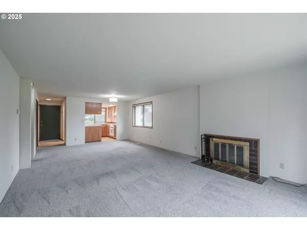 Salem, OR 97306,6680 CONTINENTAL CIR