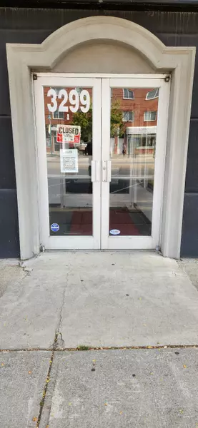 3299 Lake Shore BLVD W #103, Toronto W06, ON M8W 1M8