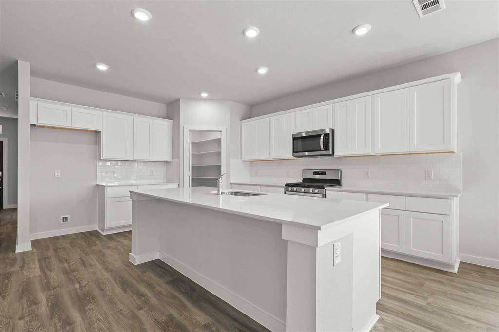 Forney, TX 75126,649 Landry Lane