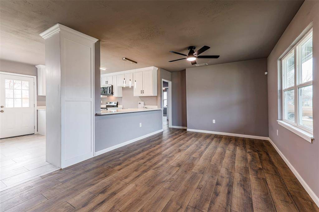 Arlington, TX 76010,335 Highland Drive