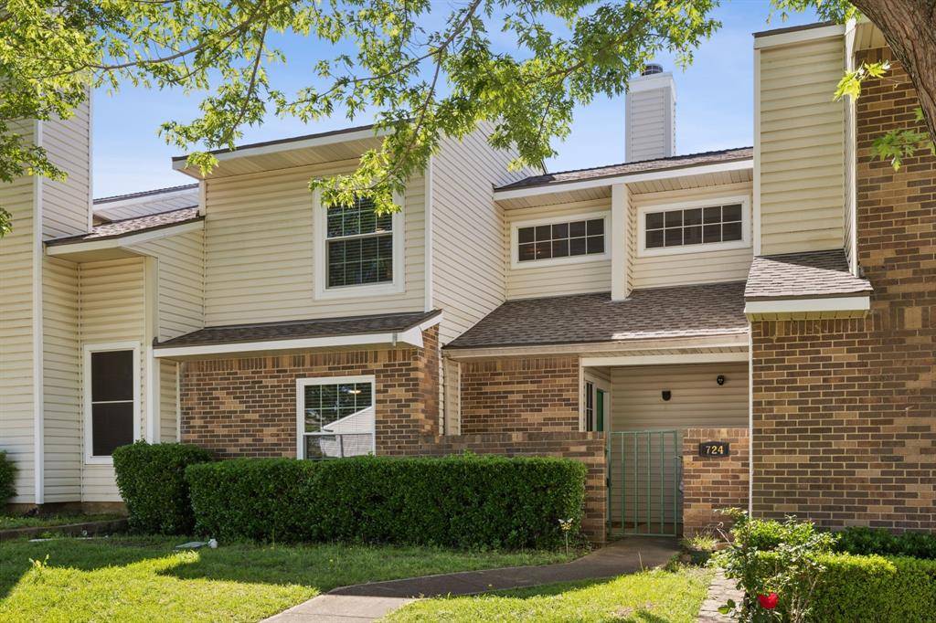 Lewisville, TX 75067,724 Creekwood Court