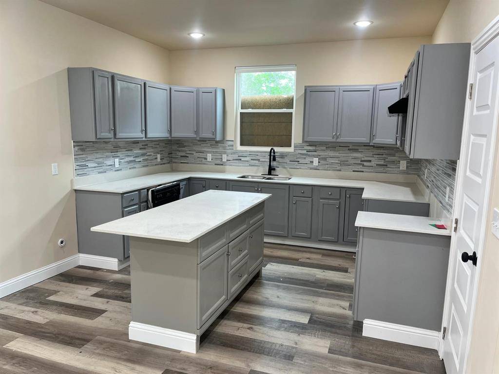 Dallas, TX 75210,4507 Frank Street