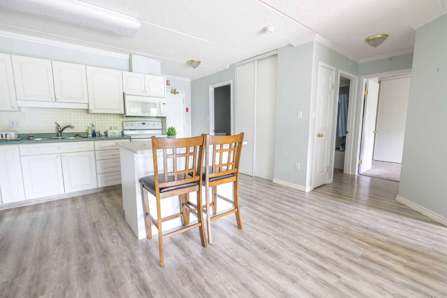 Rocky Mountain House, AB T4T 1P9,5020 49 ST #202